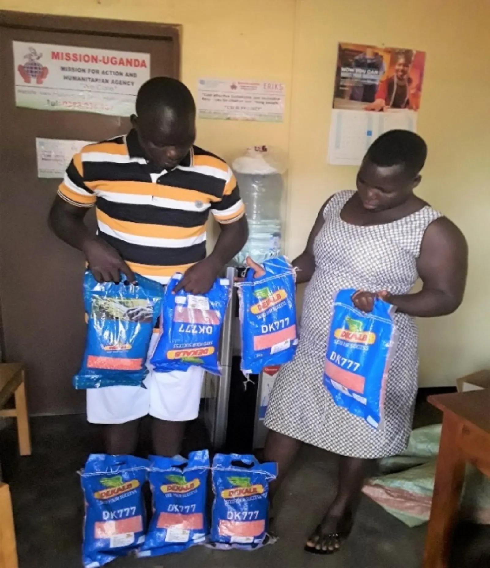 Improved maize seed distribution to farmer groups